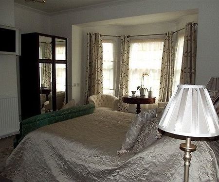 Townhouse Hotel ワイモンダム エクステリア 写真